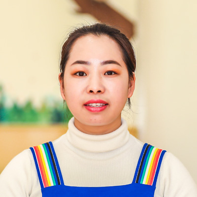稚小万